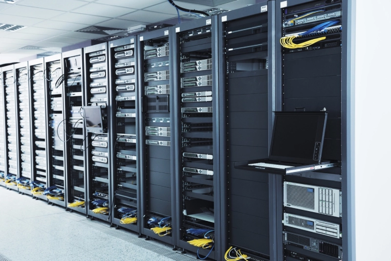 Server infrastrukturunun qurulması